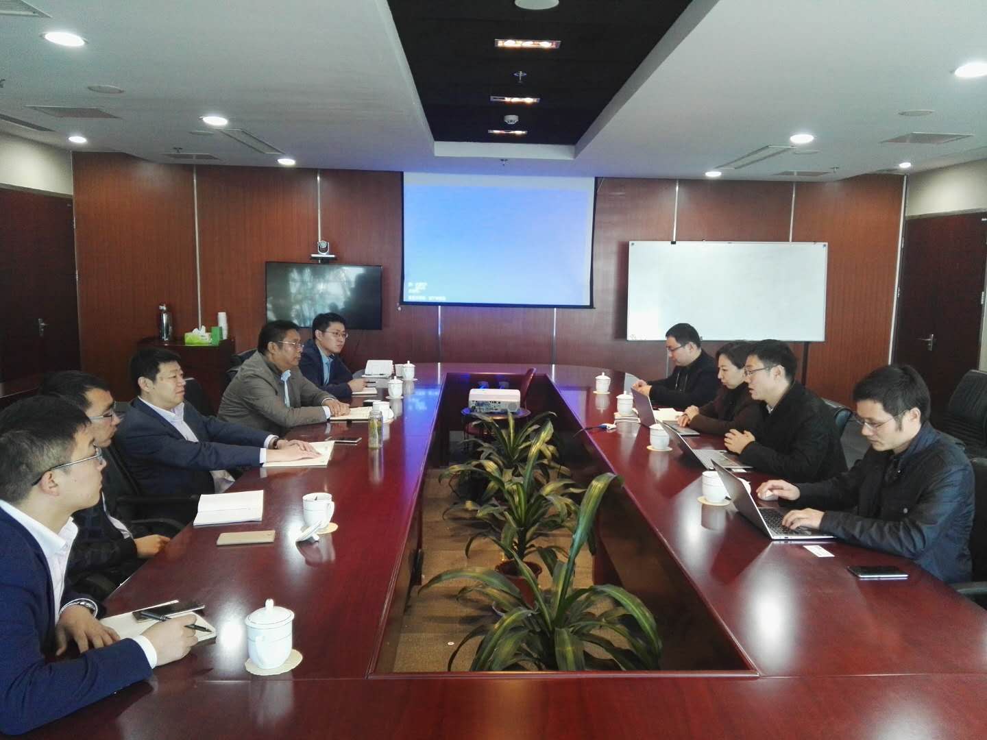 HJC黄金城·(中国集团)官方网站
