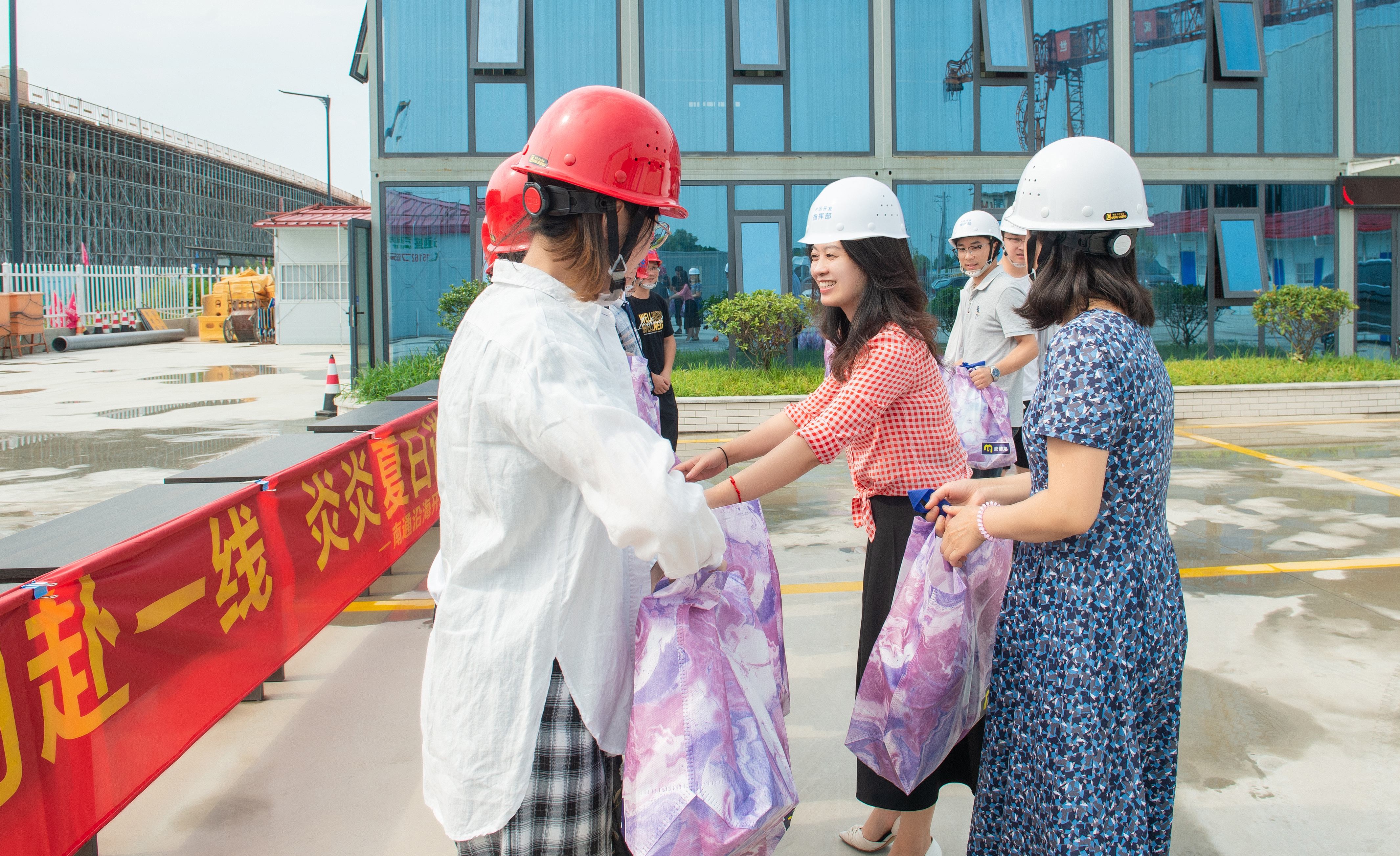 HJC黄金城·(中国集团)官方网站